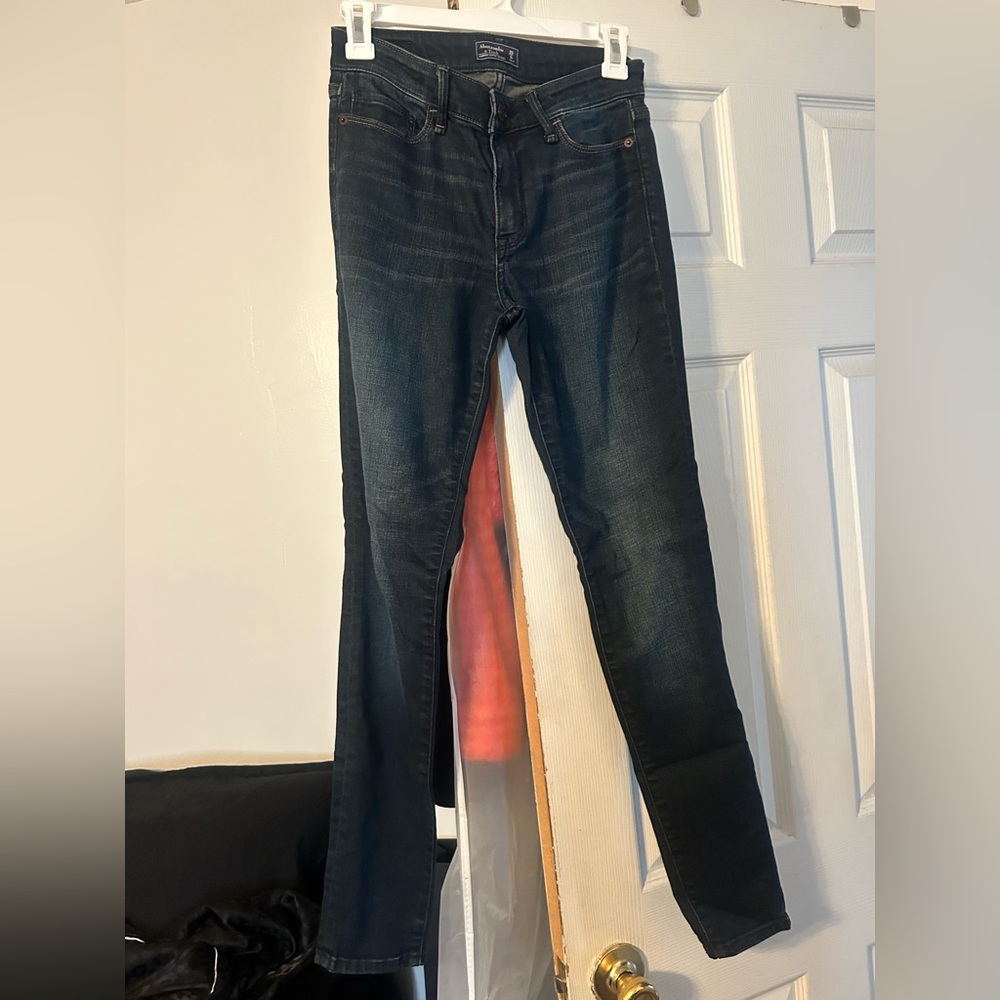 Abercrombie & Fitch Dark Wash Skinny Jeans